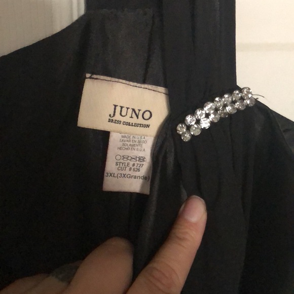 Juno Black gown size 3X with rhinestones - Picture 3 of 3